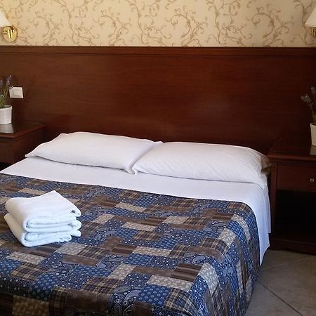 Mrs Julie Guesthouse Rome Luaran gambar