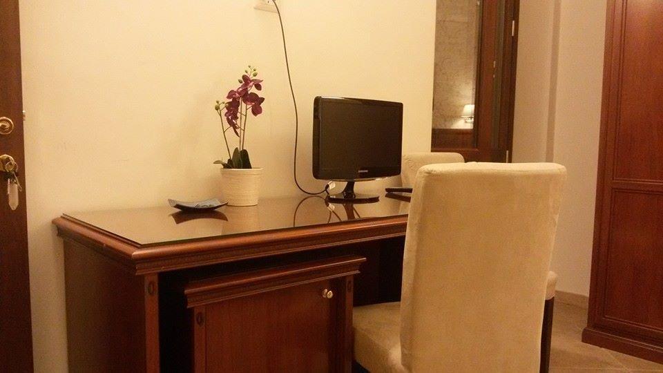Mrs Julie Guesthouse Rome Bilik gambar